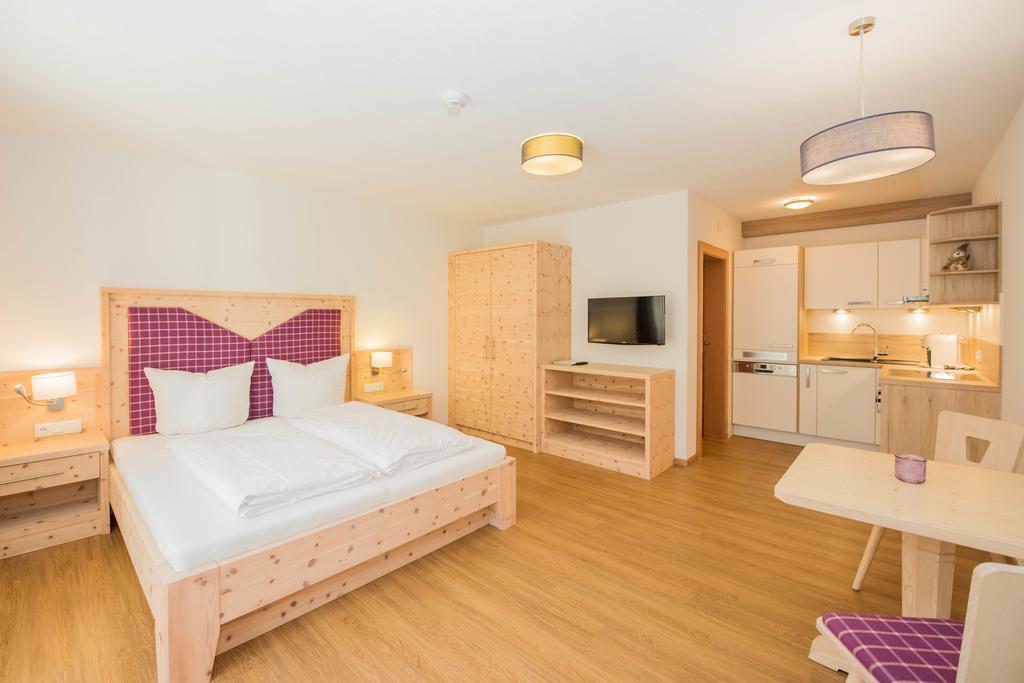 Hotel Tiroler Herz Hinterhornbach Kültér fotó